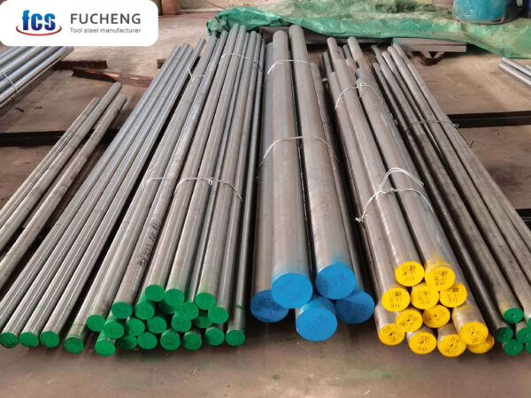 Turning smooth round steel